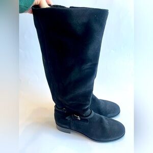 La Canadienne Women's 10M Black Suede Leather Tall Boots Buckle Accent 16" NEW
